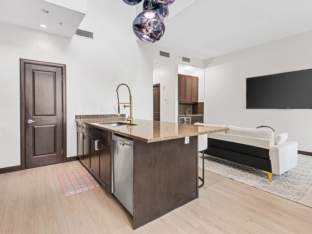 furnished condos for rent calgary
