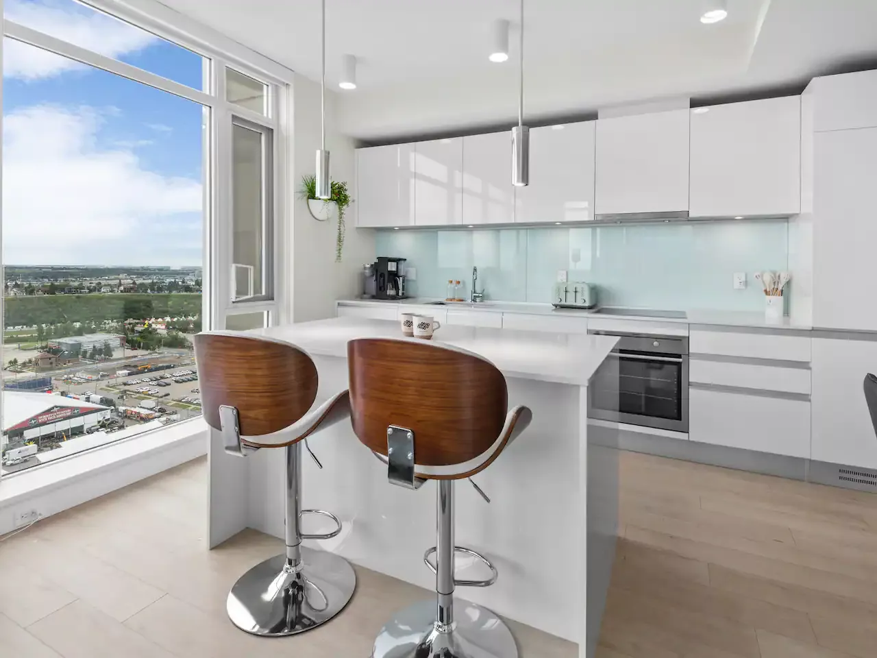 short term apartment rentals calgary